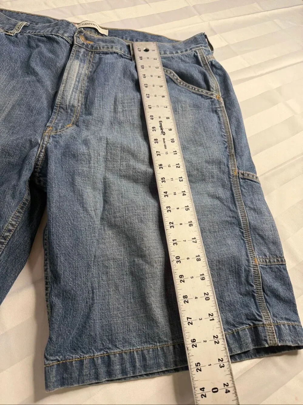 Levi’s Men’s Dark Wash Denim Carpenter Utility Shorts Size 42